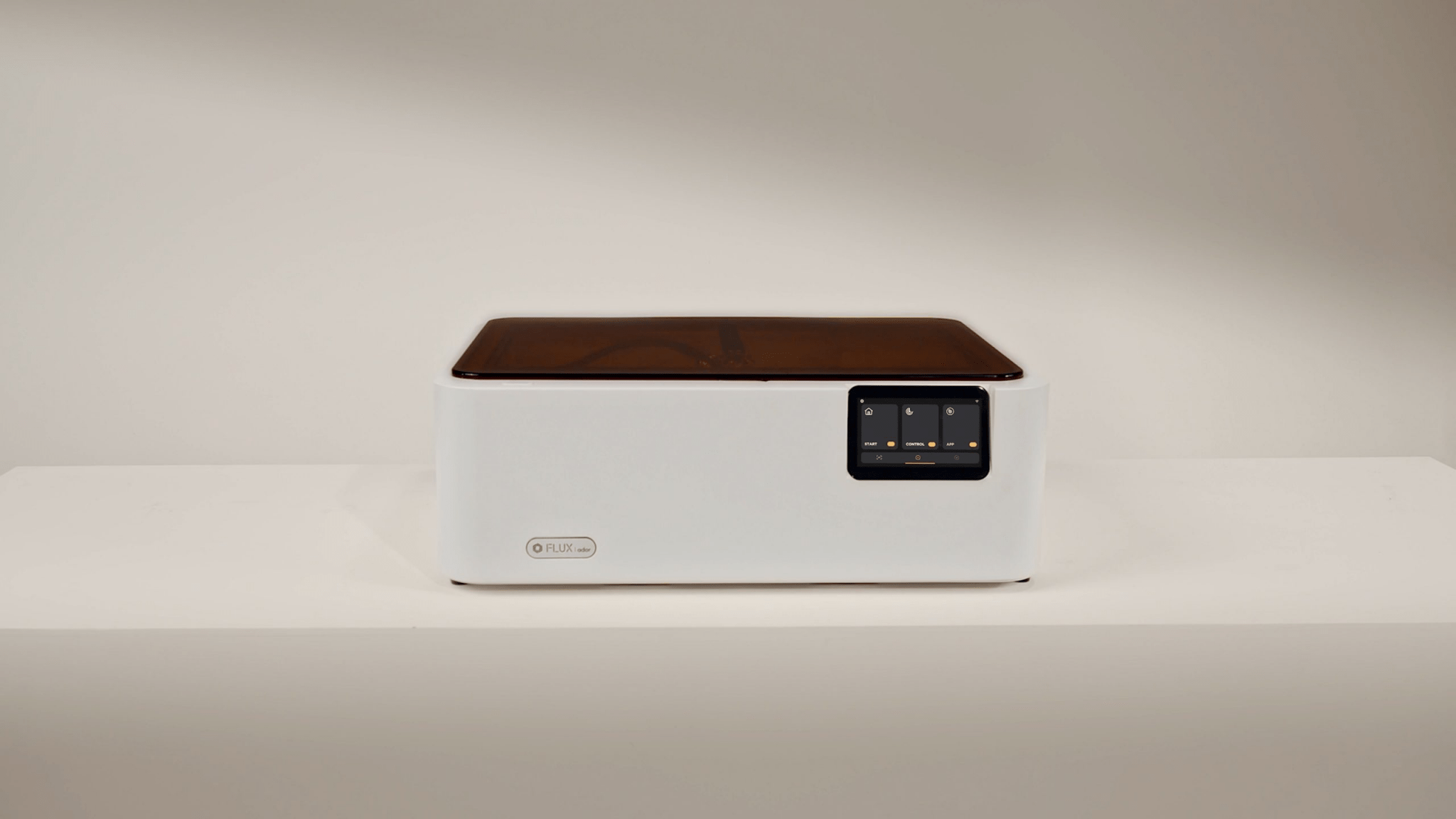 FLUX Ador – Verdens første fargede laserskjærer og printer! - Kreatek.no