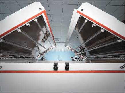 XinFlying 120cm DTF printer med 8 Epson I3200-A1 printhoder for tekstiltrykk i høy kvalitet.