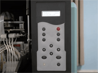 XinFlying 120cm DTF printer med 8 Epson I3200-A1 printhoder for tekstiltrykk i høy kvalitet.